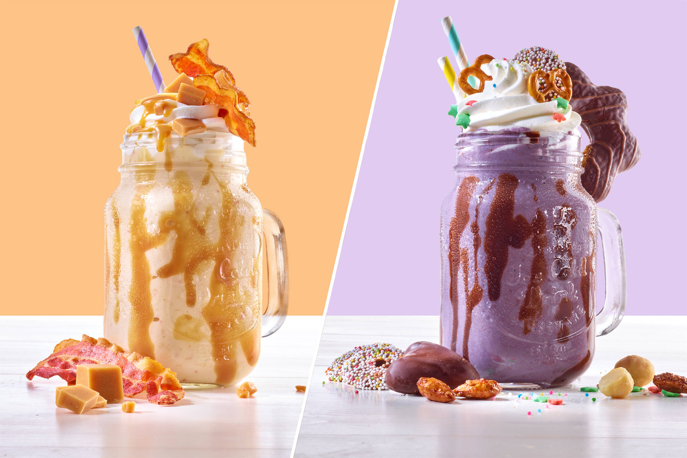 Zwei Fotos, zwei Shakes: links Karamell mit Bacon - Hintergrund hellorange, rechts lila Shake mit Brezeln, Lebkuchenherzen, gebackenen Mandeln und Sahnehaube - Hintergrund lila.
